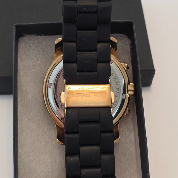 Michael Kors Runway MK5191 Women's Chronograph Watch – Pre-Loved - Picture 2 of 5